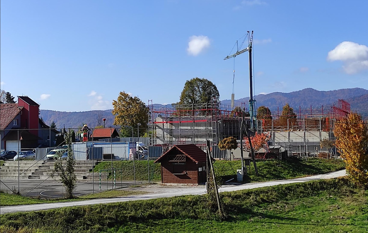 Trobla Velike Lašče | Gradnja podružnične šole na Turjaku